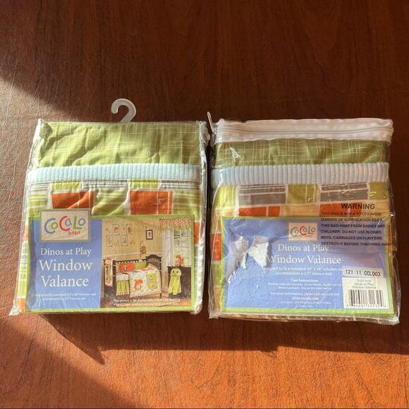 CoCaLo Dinos At Play Window Valance set of 2 Green - Picture 11 of 11